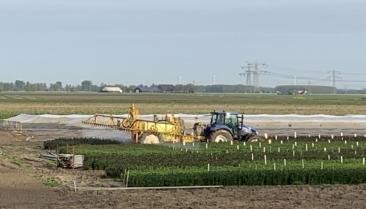 Spuitmachine tractor